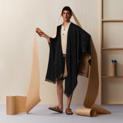 ケープ カシミヤ 《シュルプリーズ・プティ・アッシュ》 | Hermès